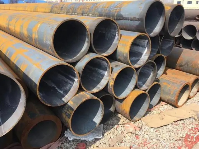 南阳厚壁大口径无缝钢管