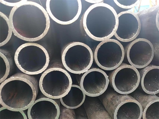 南阳10#结构用无缝钢管